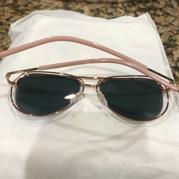 ❌SOLD❌Marc Jacobs 54mm Aviator Sunglasses ❌SOLD❌ - Picture 5 of 8